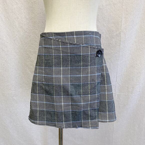 GARAGE Plaid Houndstooth Black, Blue, Yellow Asymmetric Wrap Mini Skirt Medium - Picture 15 of 15